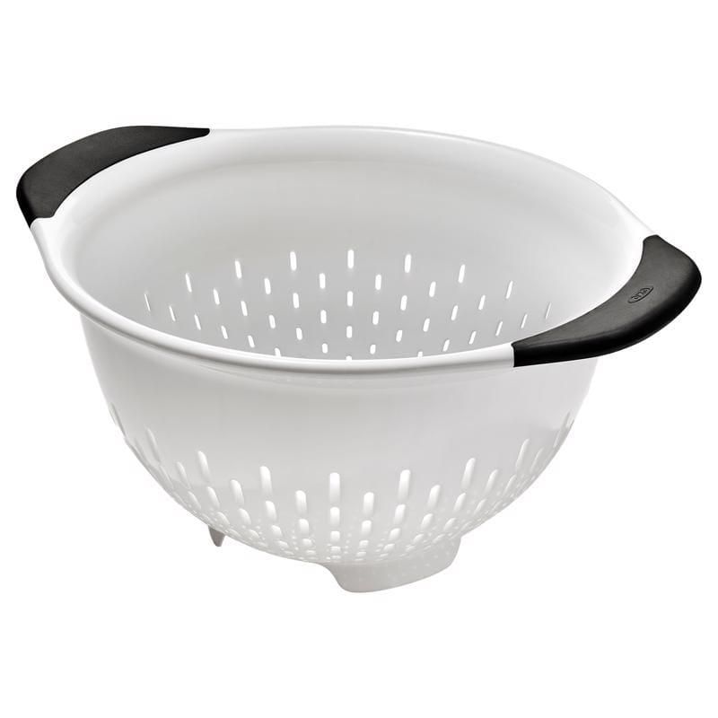Oxo 11331000 Good Grips Plastic Colander 3 qt