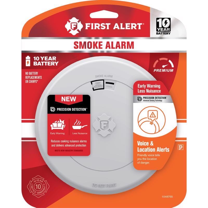 First Alert 1046755 10 Year Voice and Location Battery-Powered Photoelectric Smoke Detector 1 pk