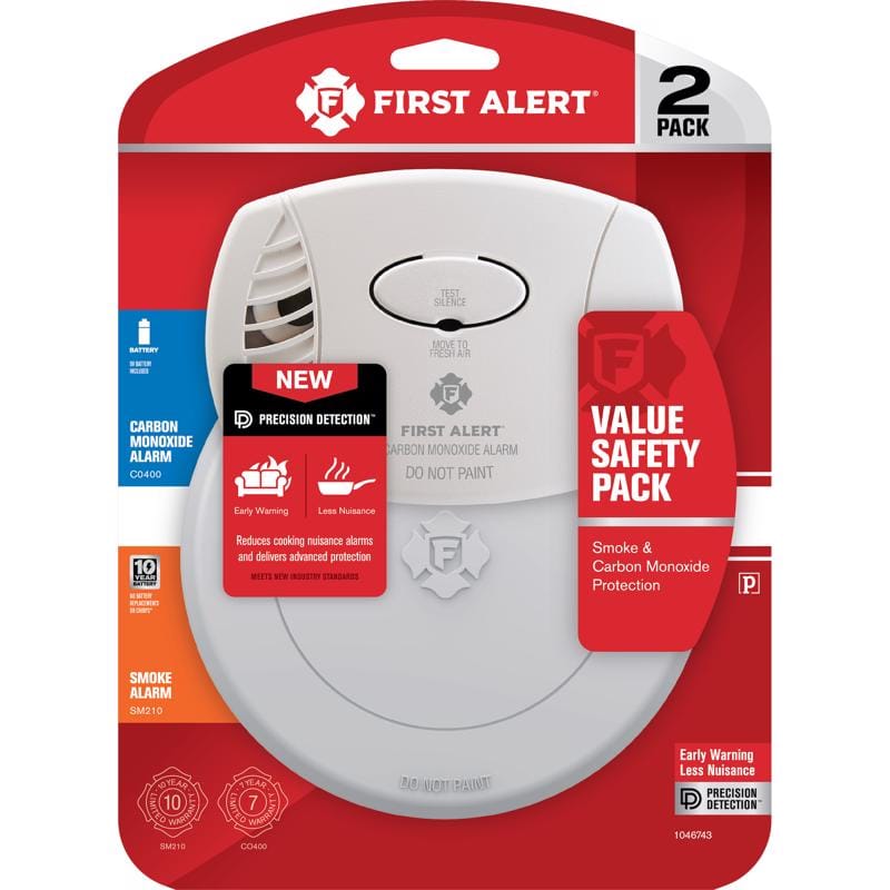 First Alert 1046743 Battery-Powered Photoelectric Smoke and Carbon Monoxide Combination Pack 2 each