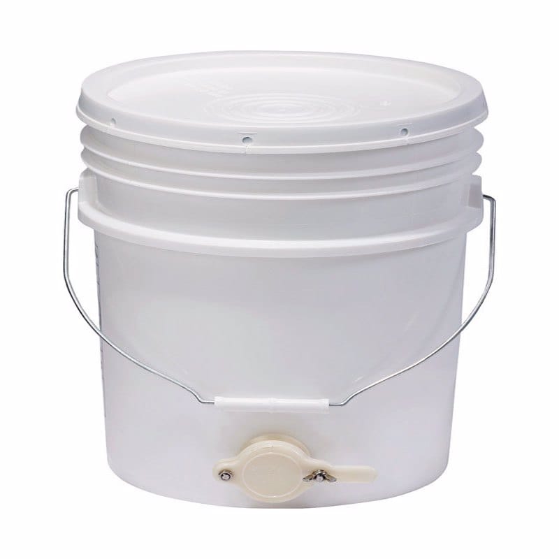 Little Giant BKT5 20 qt Bee Bucket